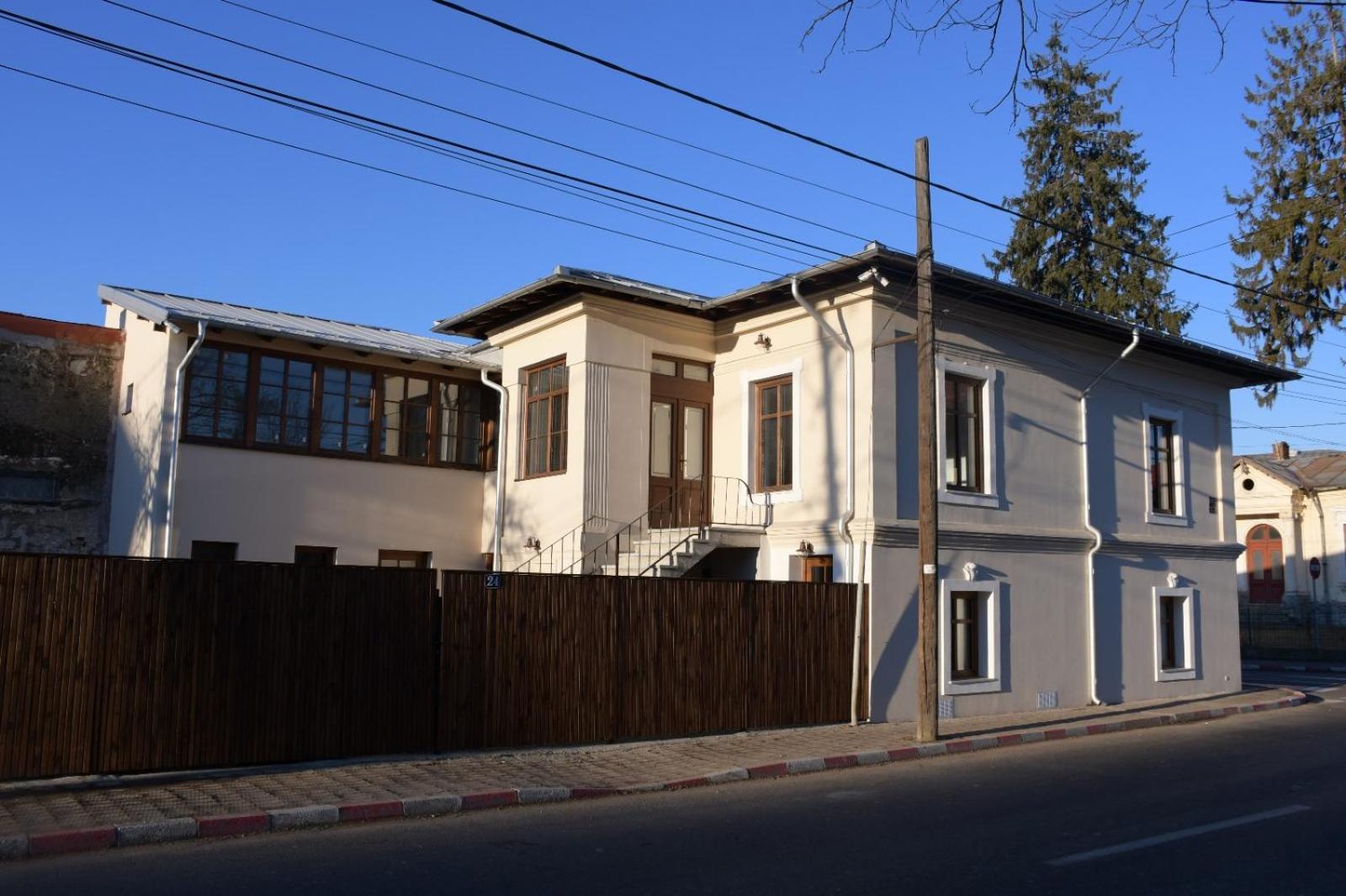 Old Town Apartament Διαμέρισμα Τιργκόβιστε Εξωτερικό φωτογραφία