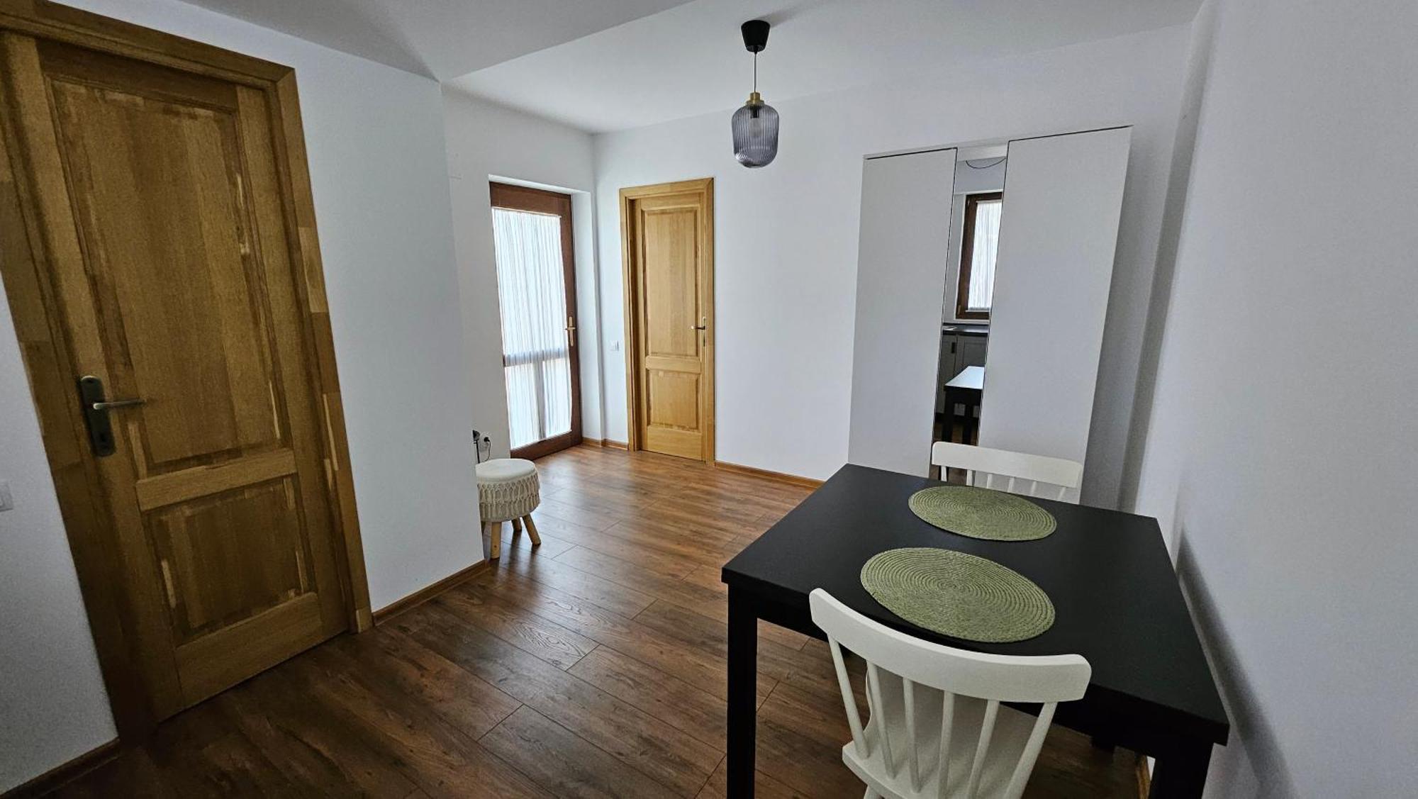 Old Town Apartament Διαμέρισμα Τιργκόβιστε Εξωτερικό φωτογραφία