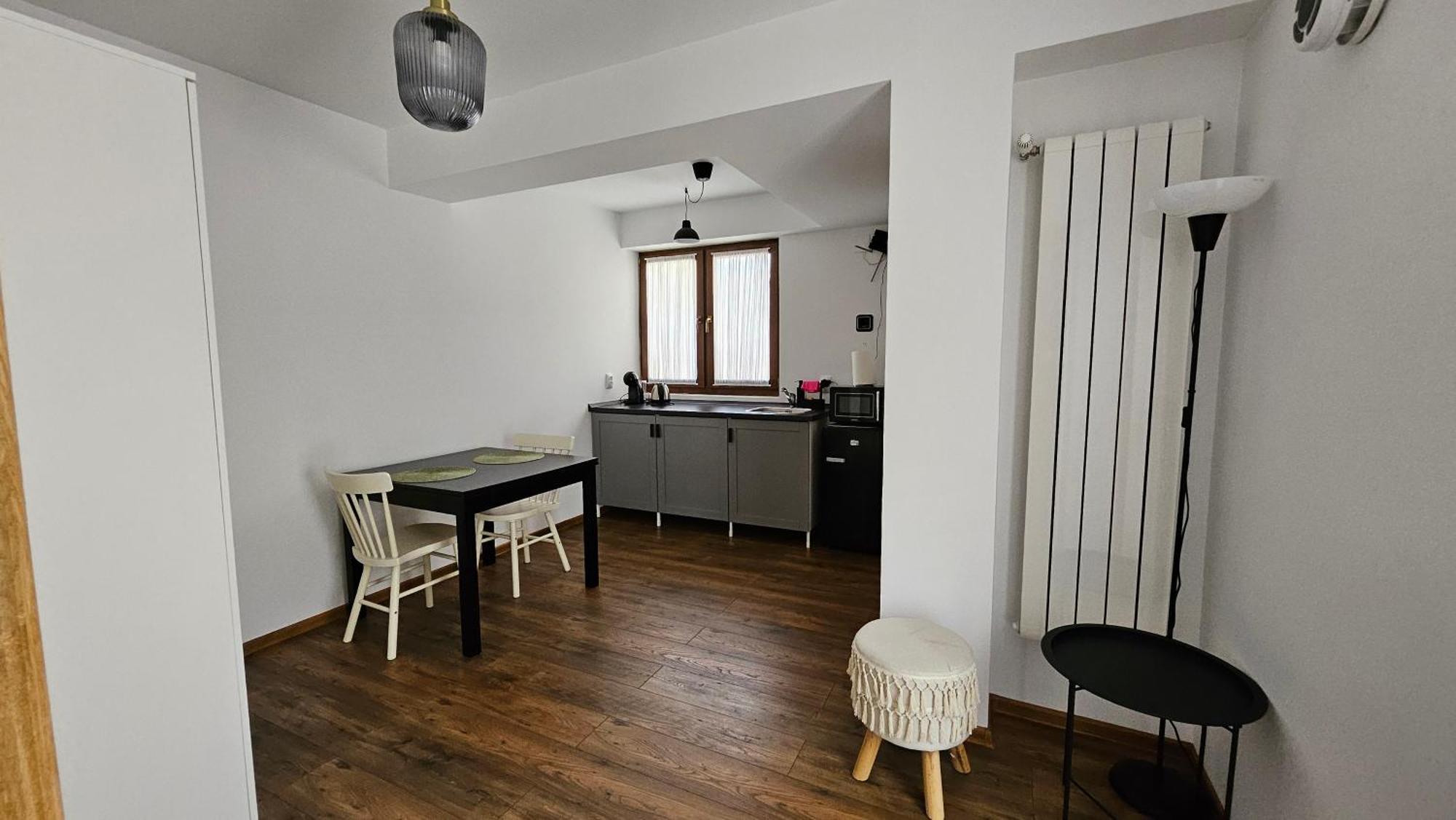Old Town Apartament Διαμέρισμα Τιργκόβιστε Εξωτερικό φωτογραφία